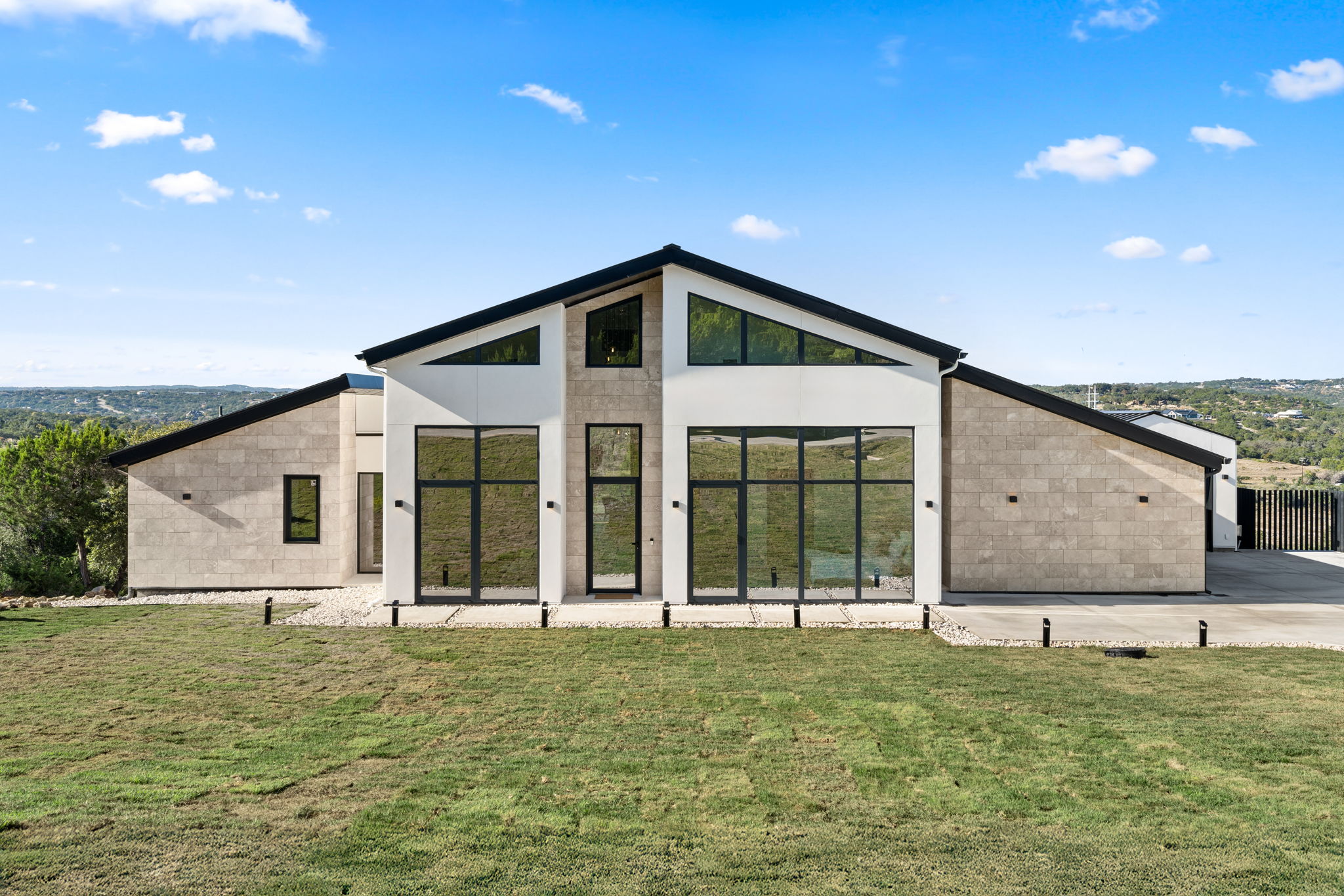 2-web-or-mls-2714 Lakehurst Rd-2