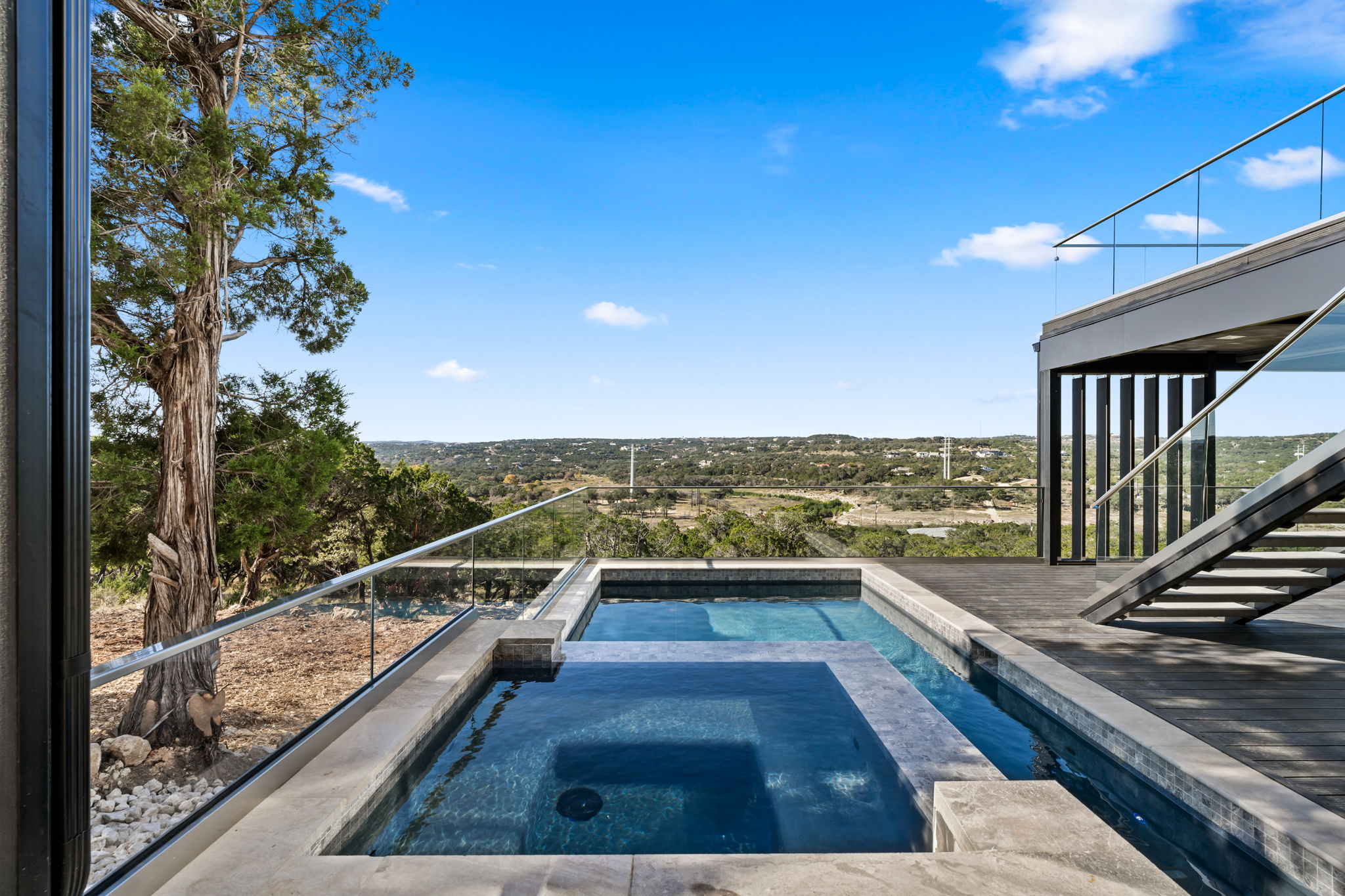 46-web-or-mls-2714 Lakehurst Rd-10